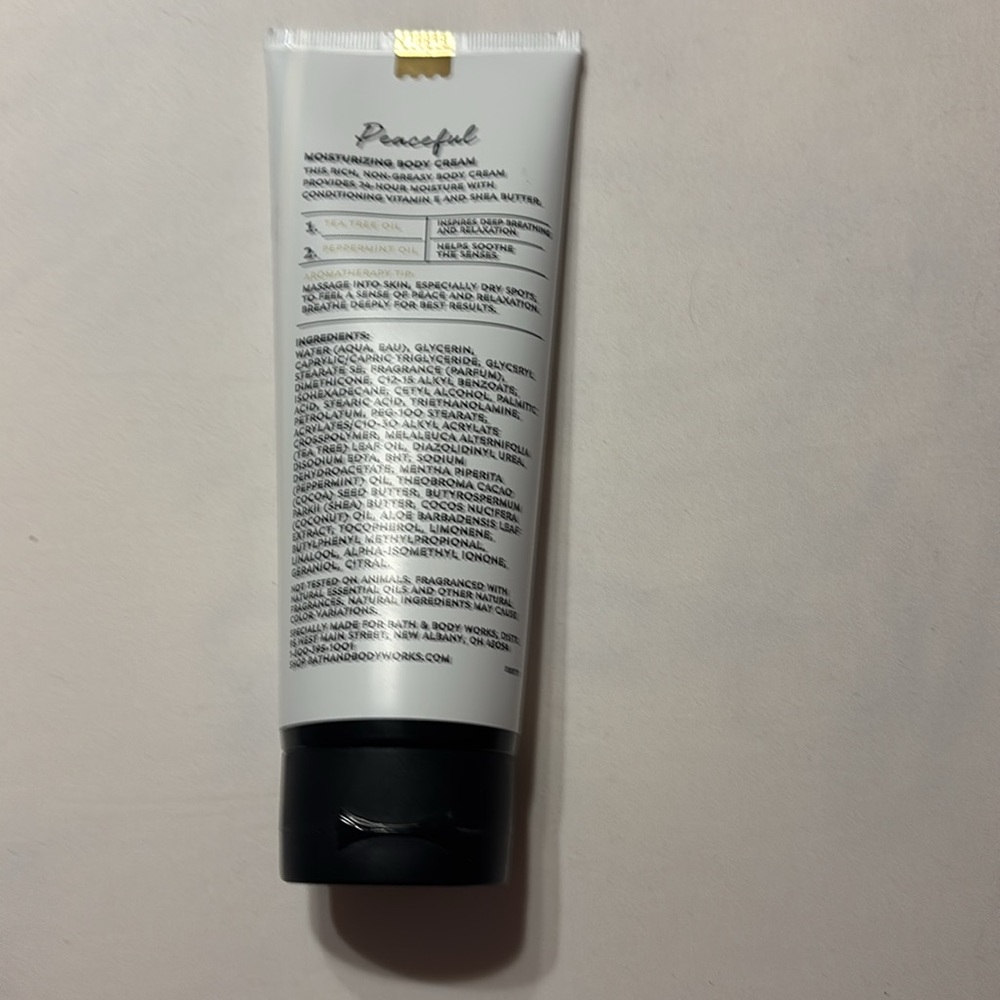 Bath & Body Works Aromatherapy Peaceful Body Cream - Gold and Black - Picture 3 of 3